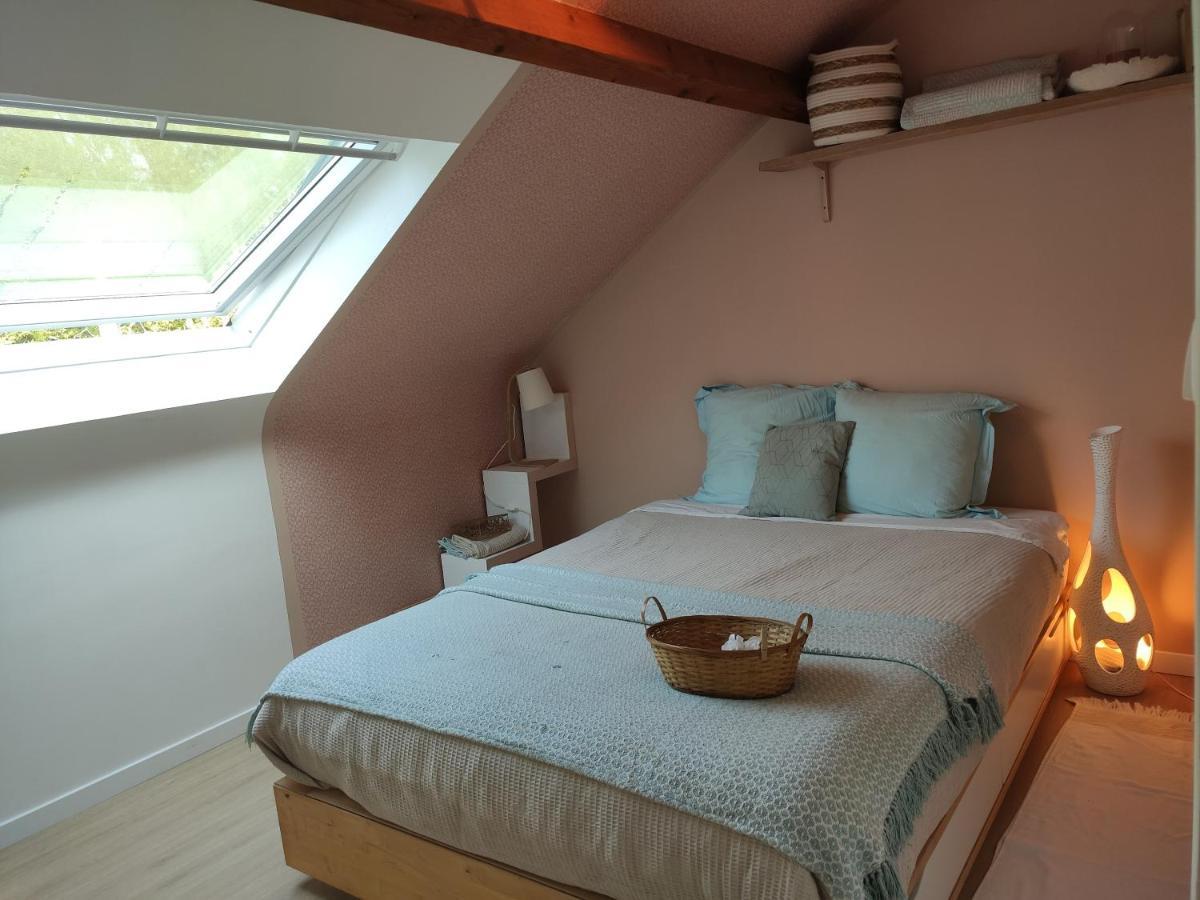 Bed and Breakfast Chambre En Campagne A 15 Min Circuit ! à Changé Extérieur photo